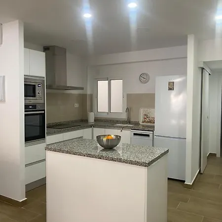 150m2 Con Vistas Al Mar Y Al Castillo De Appartamento *